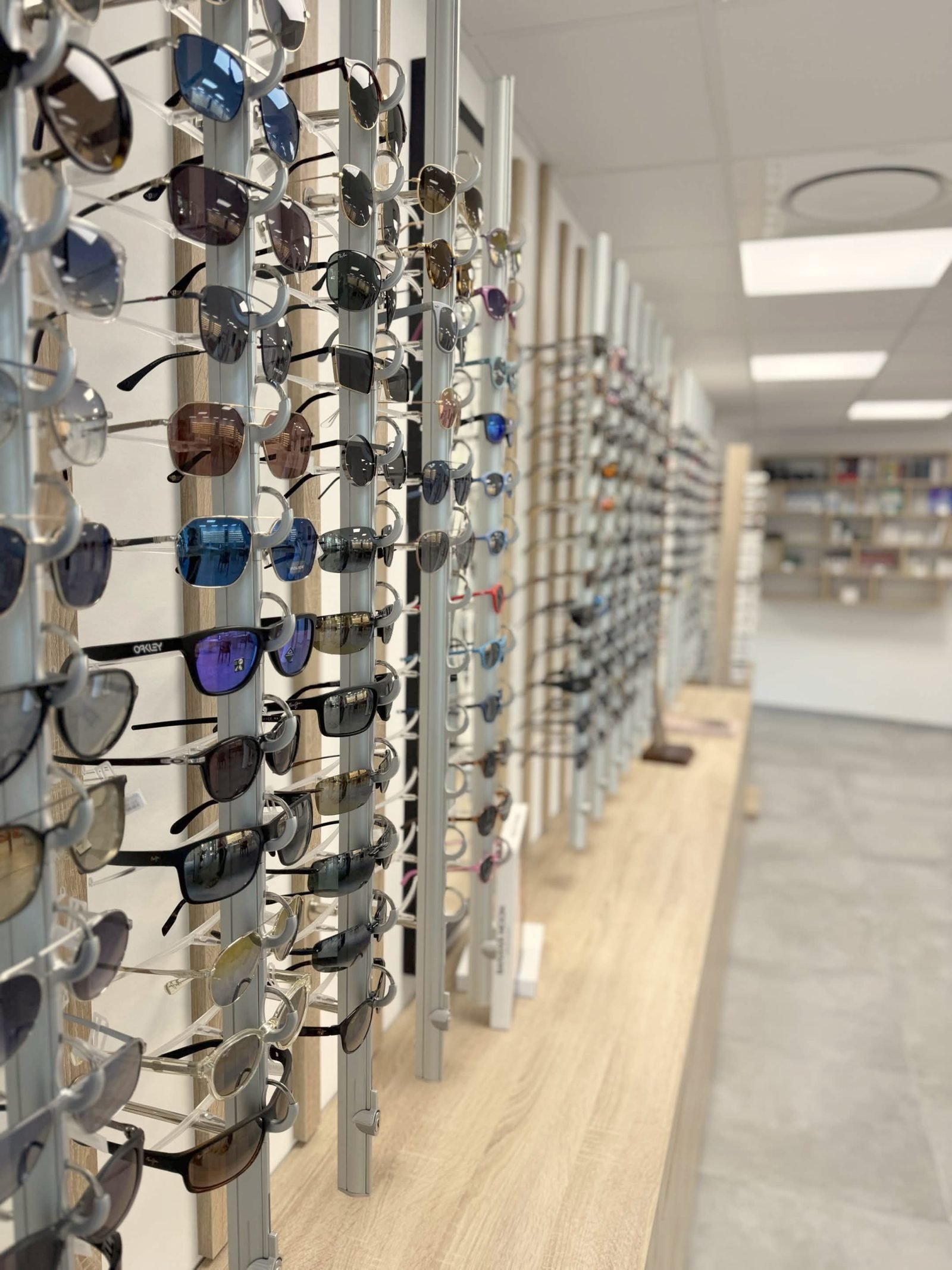 Présentoirs de lunettes de soleil